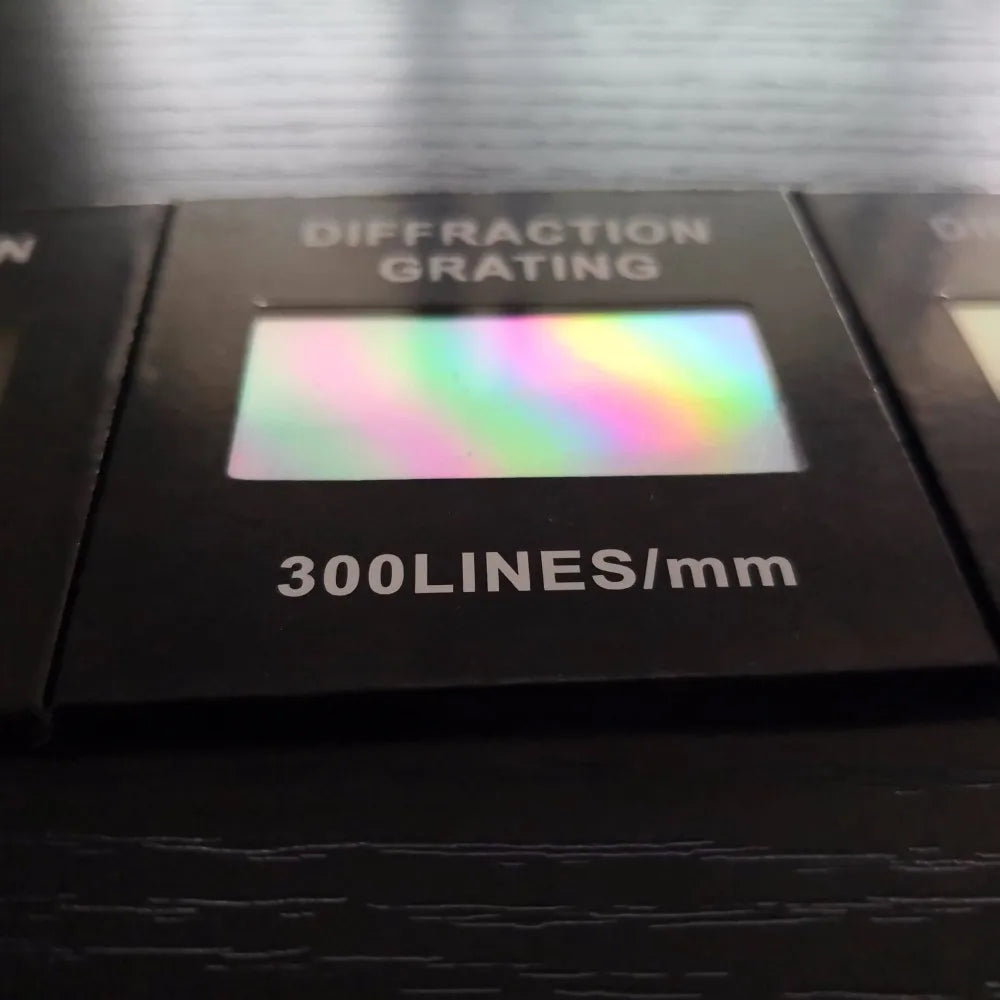 50x50mm Holographic Reflection Diffraction Grating Sheets Reflective Spectroscopic Teaching Demonstration 50-600 Lines Optional