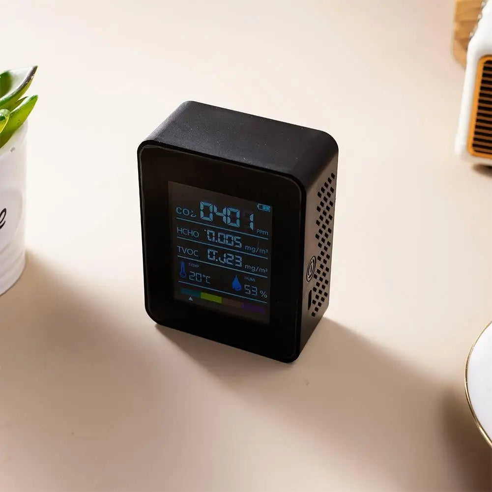 Portable Carbon Dioxide Air Temperature And Humidity Air Quality Monitor